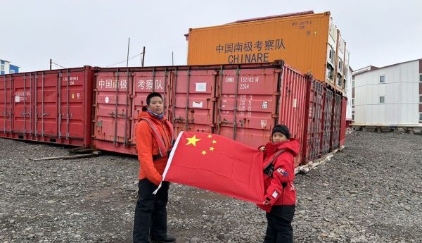 创纪录！深圳8岁学子成最小南极长城站探险队员 极地诵诗致敬长征